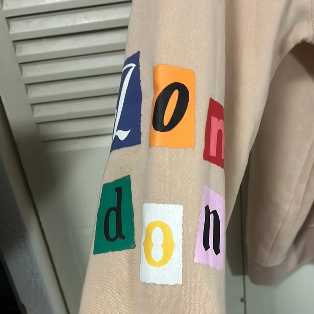 NO COMMENTS /Beige Hoodie with Vibrant London Design size XL